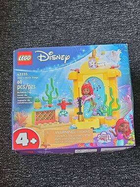 Disney LEGO Ariel Music Stage - Yellow, Pink & Blue Playset